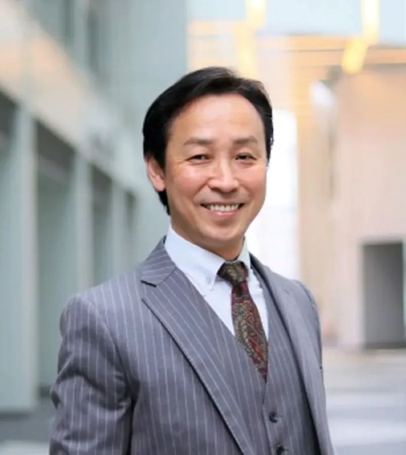 銀座の手相占い師 及川遼（おいかわりょう）先生