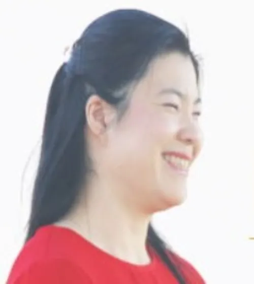 摩耶卑弥呼（まやひみこ）先生