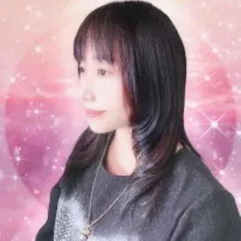 新央（にちか）先生