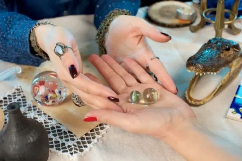 沖縄で口コミで当たると有名な占い22選！