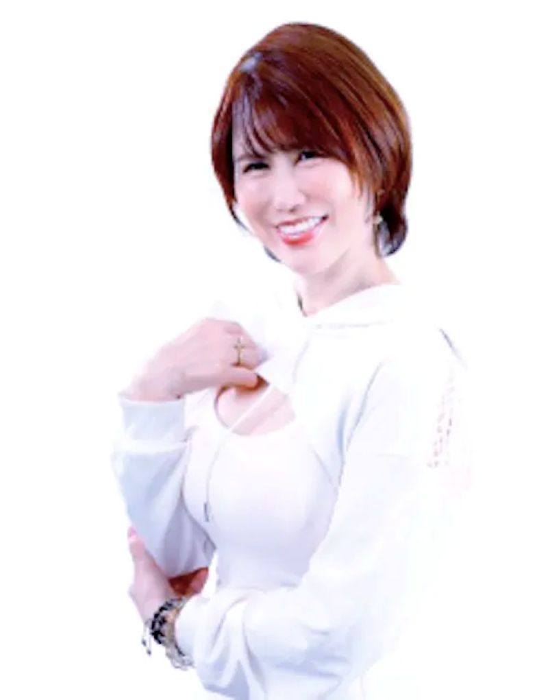 亜希麗（あきら）先生｜占いカフェE-majo【愛知】