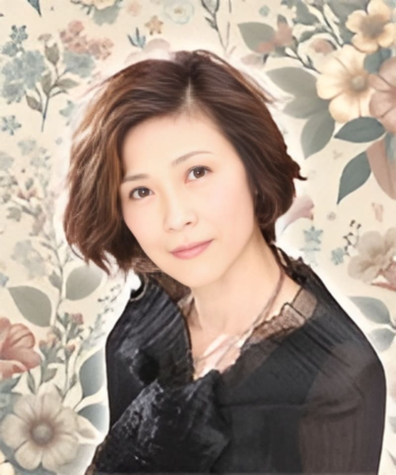 李々佳／lyrica（りりか）先生