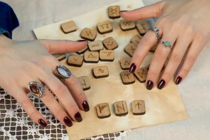 神戸で口コミで当たると有名な占い20選！