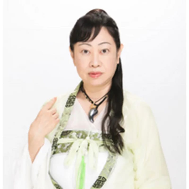 【沖縄県那覇市おもろまち】占いサロン369（みろく）｜美杏（みあん）先生