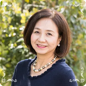 瑠璃（るり）先生