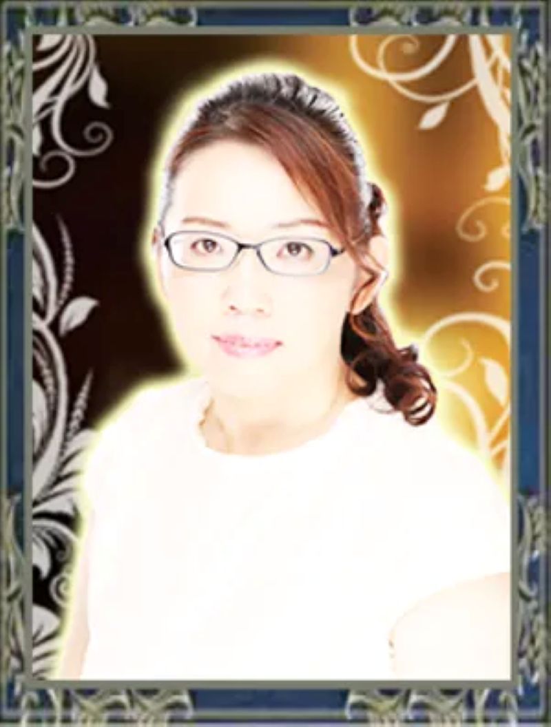 YUKI（ゆき）先生