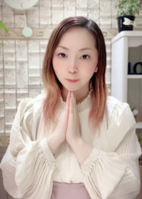 当たる占い師｜清水（しみず）ひかり先生